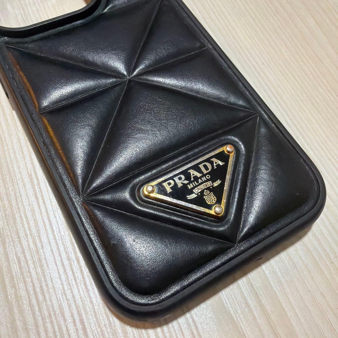 PRADA ブラックレザー iPhone14proケース