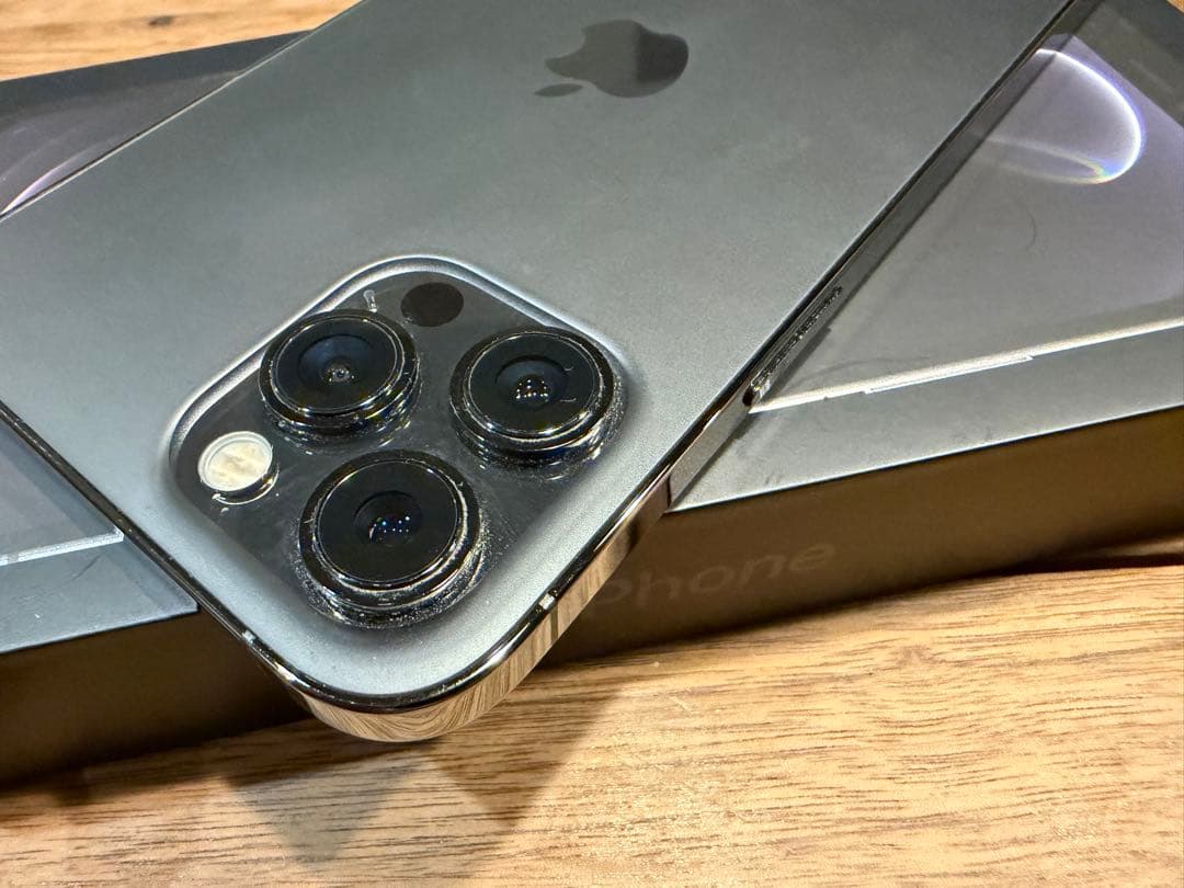 iphone 12 pro max 256gb グラファイト