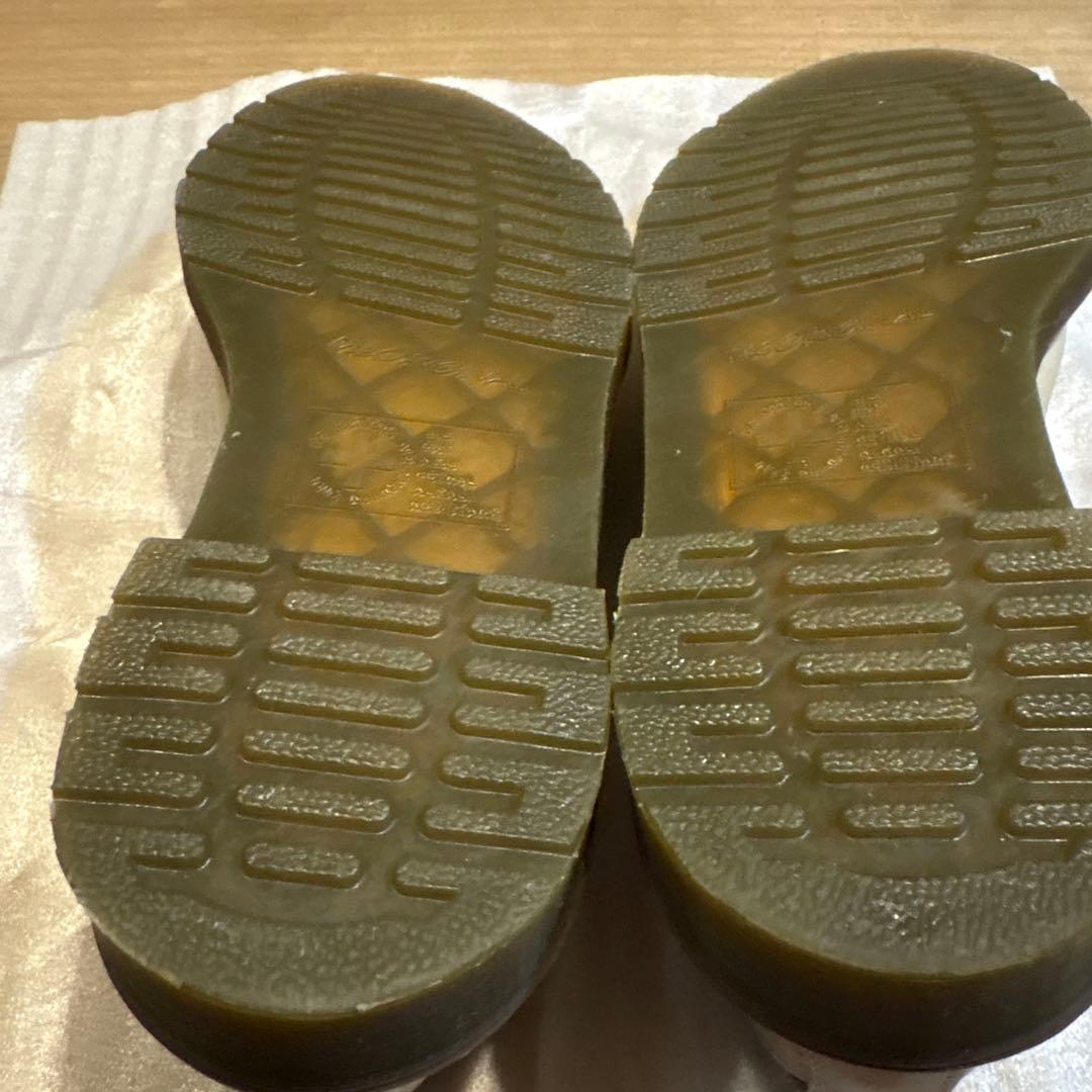 Dr. Martens クリーム色 ローファー　UK6