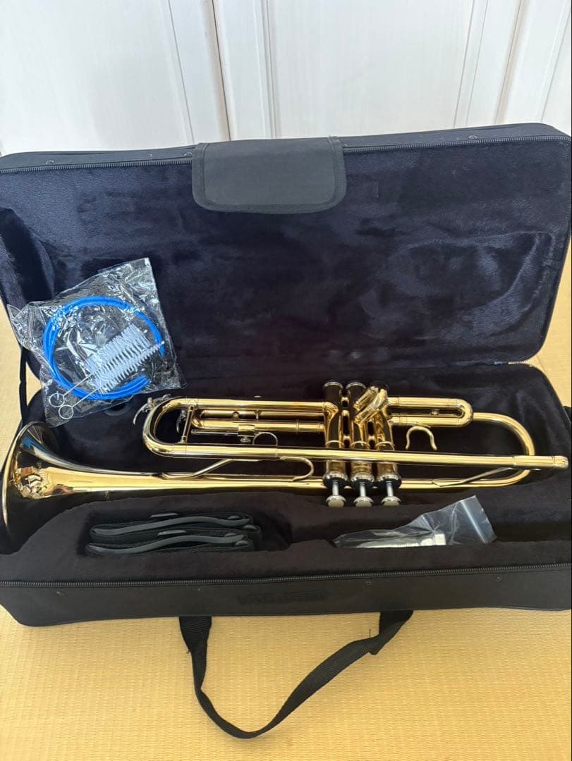 BQKOZFIN トランペット 初心者入門セット Bb調 管楽器 真鍮製 美品