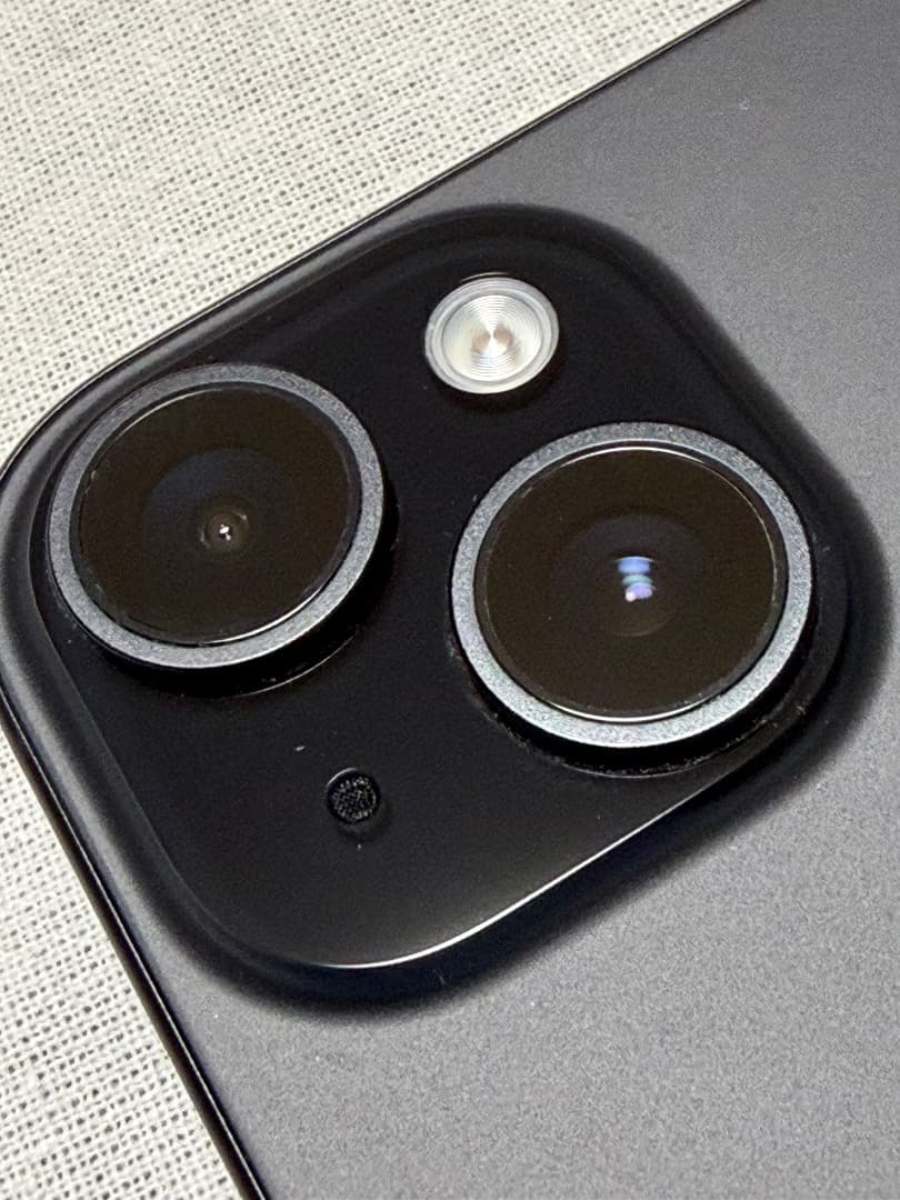 Apple iPhone 15 256GB ブラック 本体