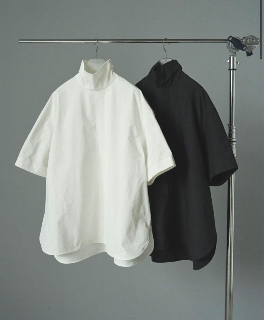アンヌーク　anuke Highneck Over Blouse ブラック