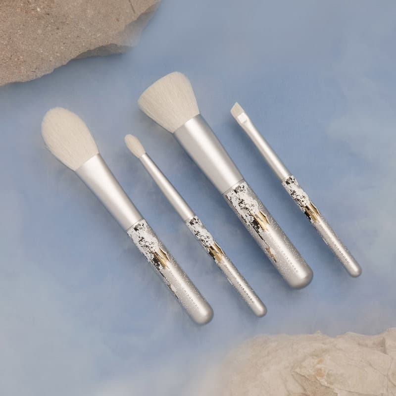 2024冬 Chikuhodoチクホウドウ 竹宝堂の京都冬蒔絵化粧筆コレクション