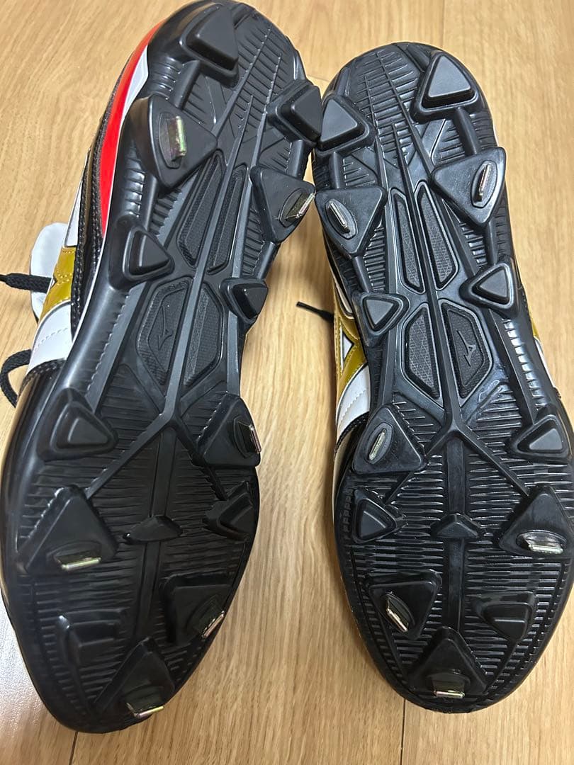 Mizuno Global Elite 野球スパイク 紐タイプ