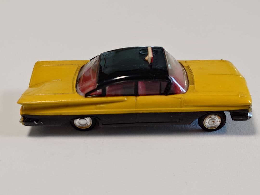 【piccolo】BUBY CHEVROLET BEL AIR TAXI