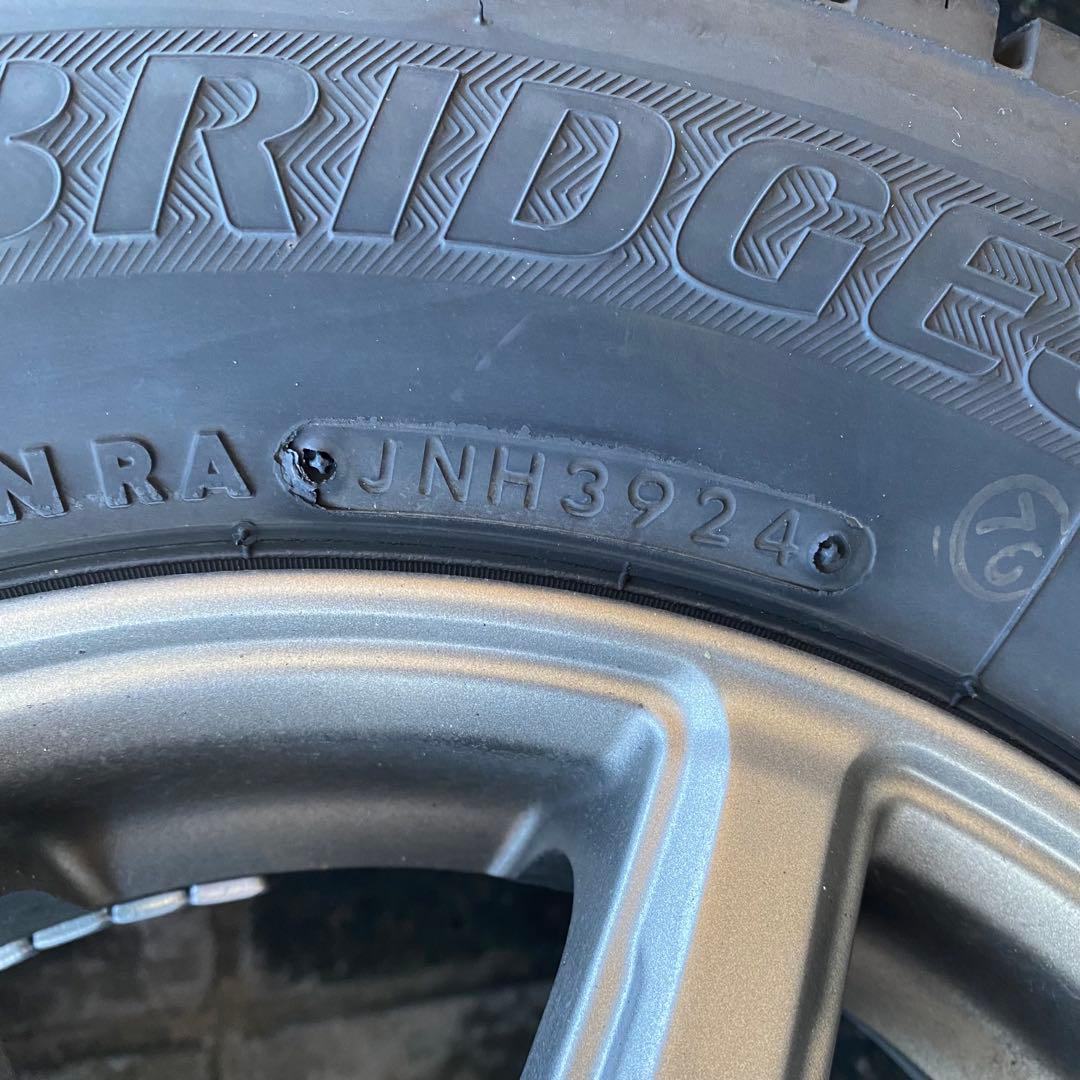 スタッドレスタイヤ、ホイール4本セット 145/80R12