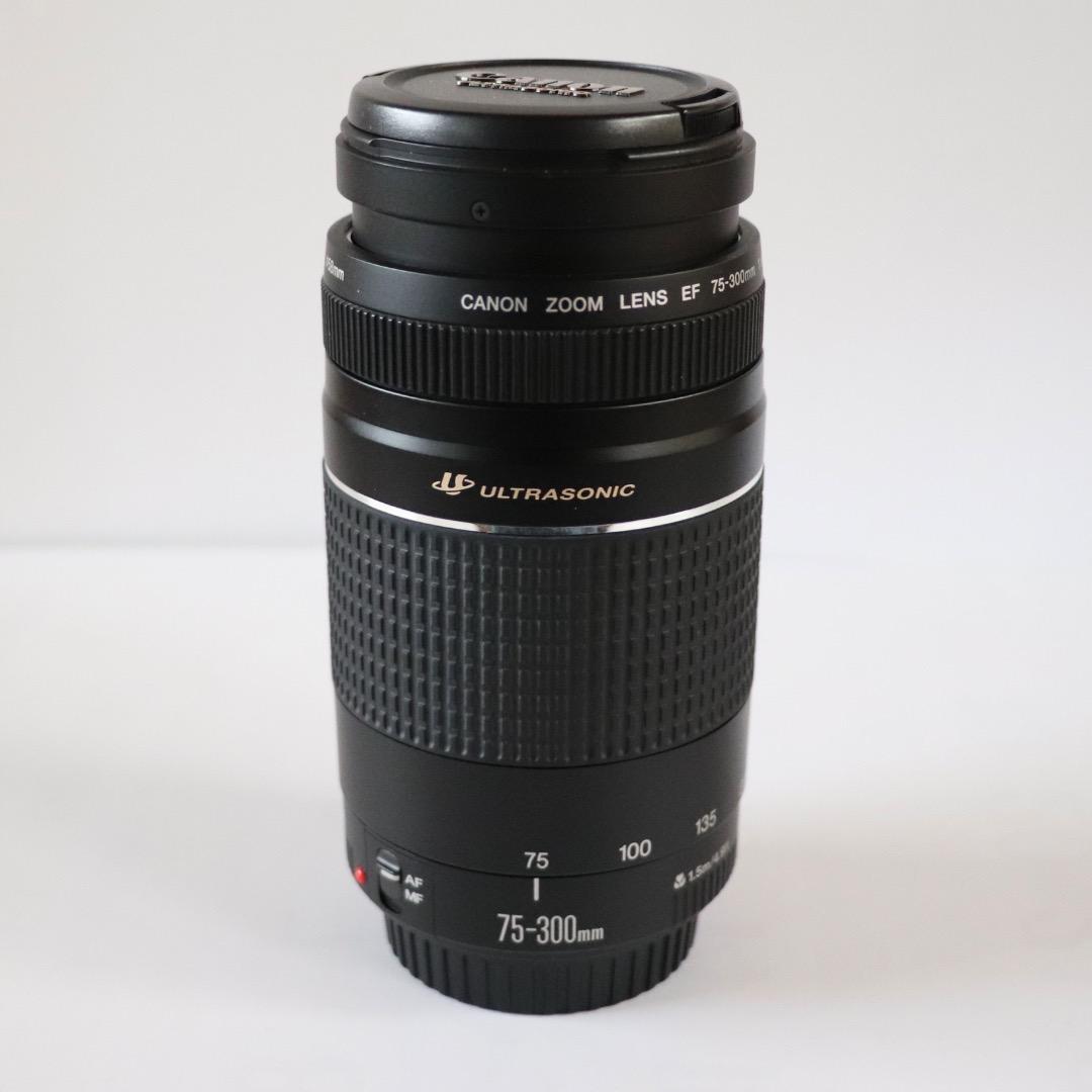 Canon NEW EOS Kiss ズームレンズセット　フィルムカメラ