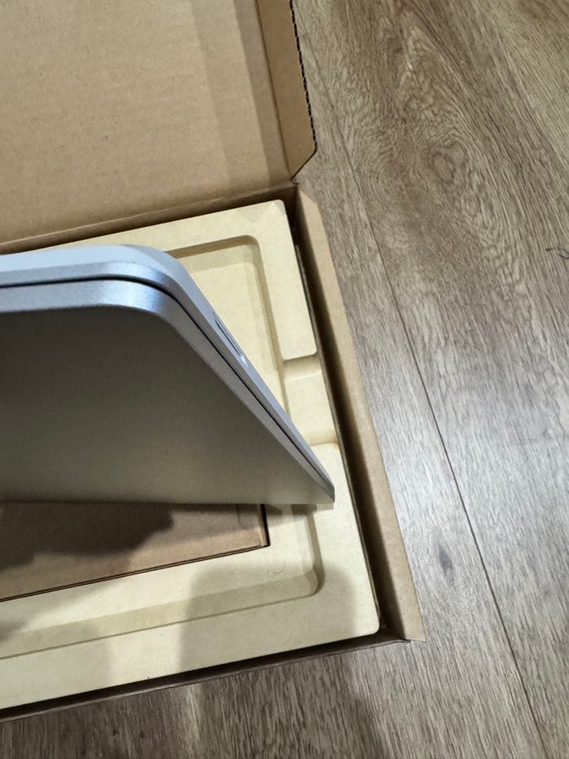 Windowsノート本体 Microsoft Surface Laptop Go i5 4GB 64GB