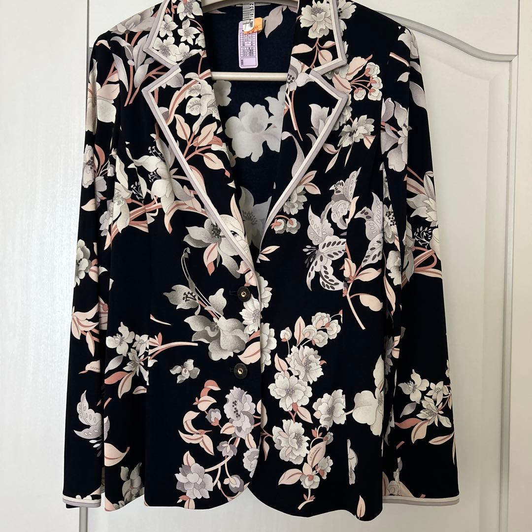 LEONARD サイズ　40 ブラックフラワープリント テーラードジャケット
