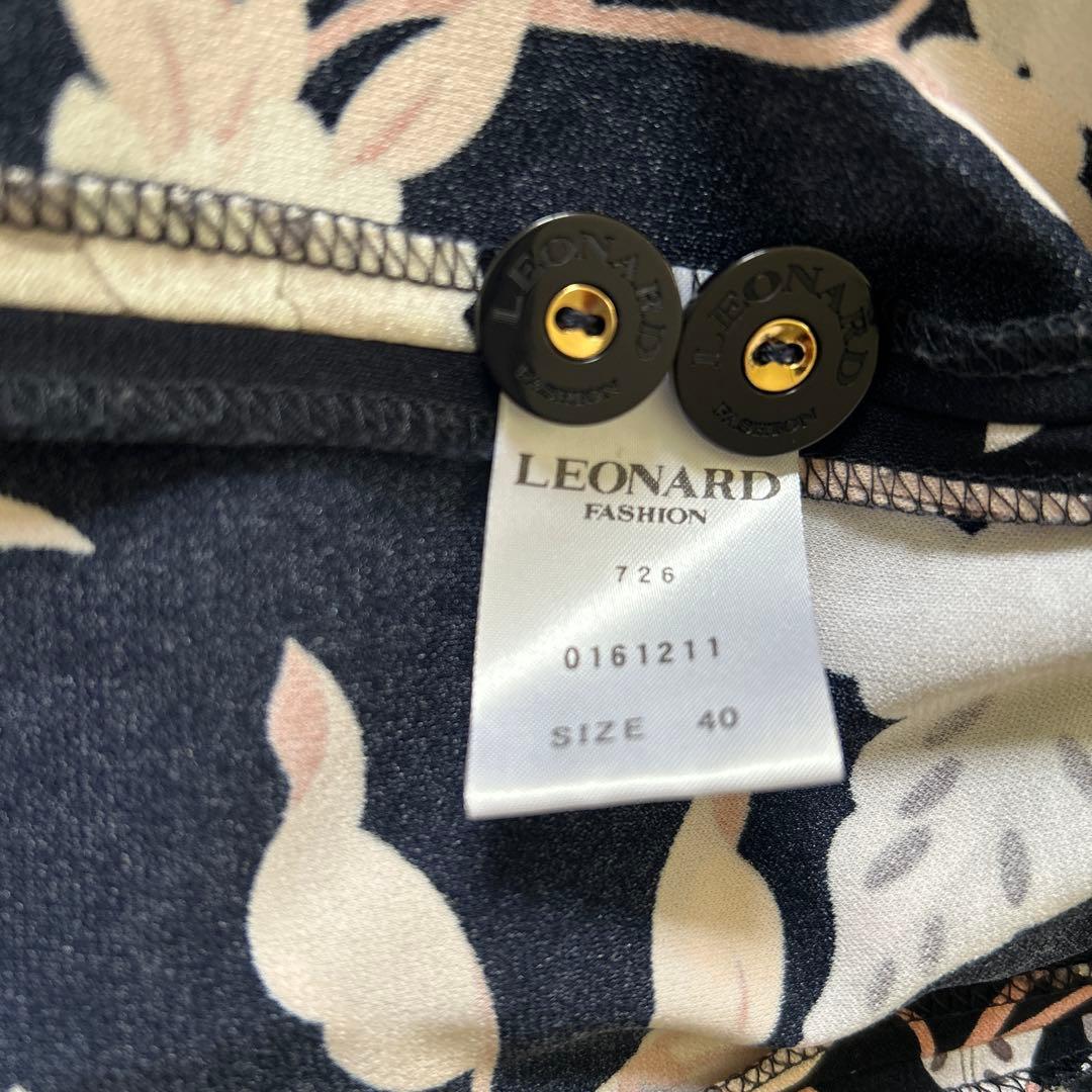 LEONARD サイズ　40 ブラックフラワープリント テーラードジャケット