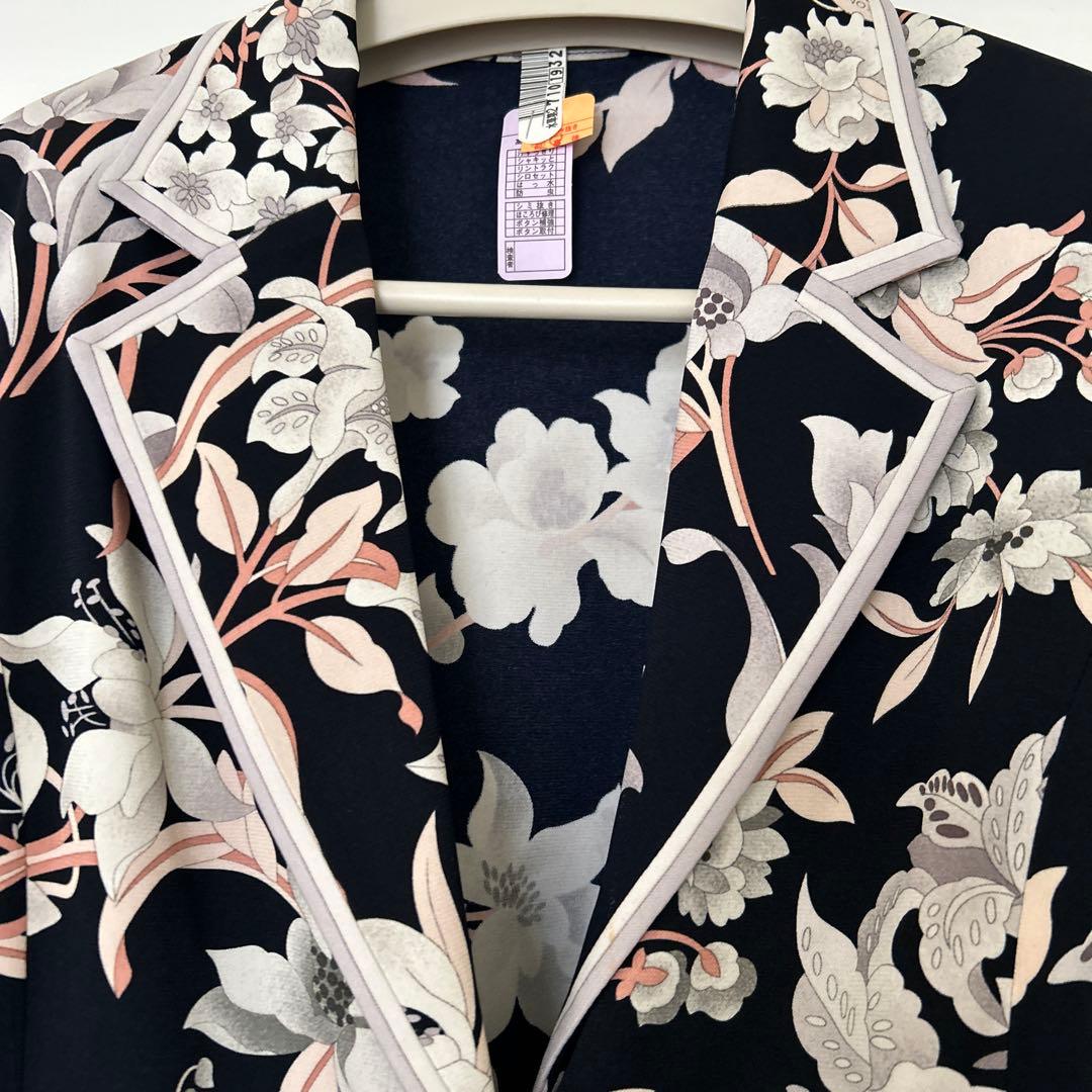 LEONARD サイズ　40 ブラックフラワープリント テーラードジャケット