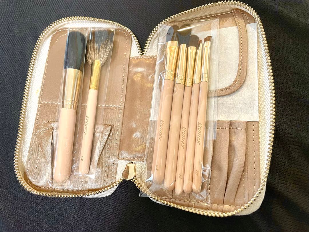 Enamor エナモル メイクブラシ7本＆ブラシケースセット