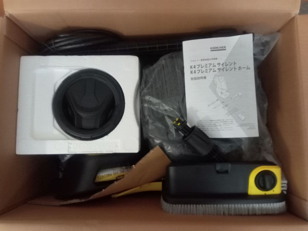 新品未使用高圧洗浄機K4プレミアムサイレント西日本60Hz　バブルフォーム付
