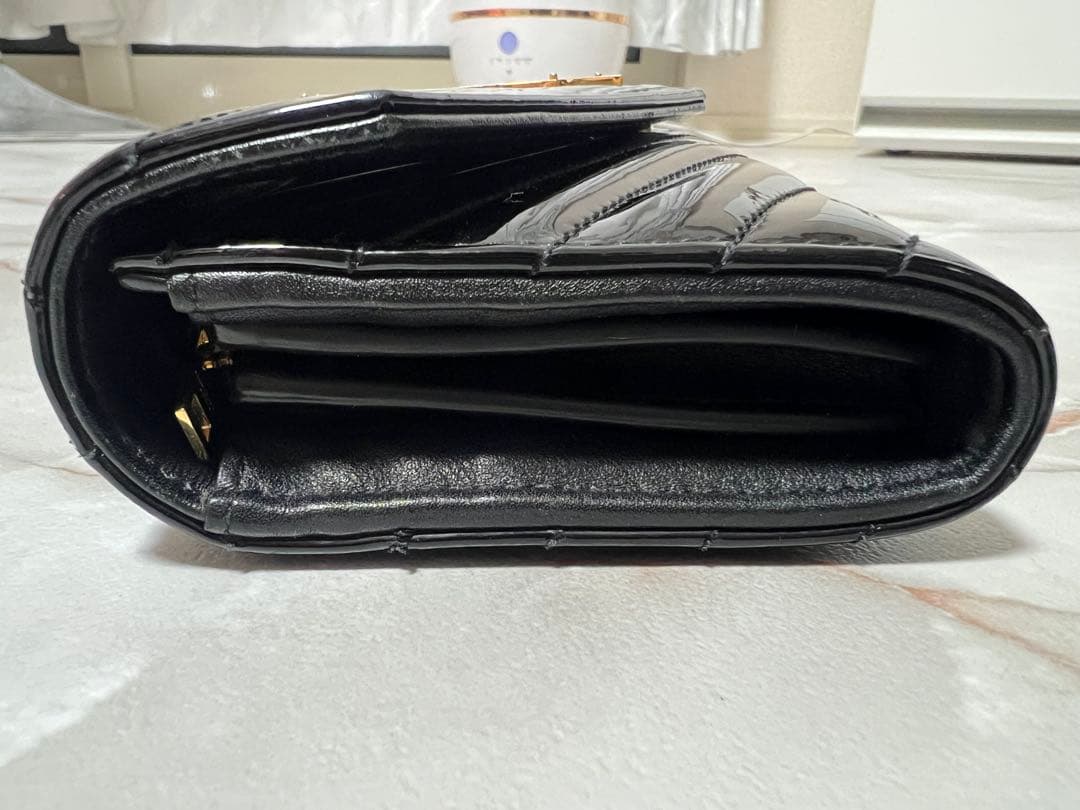 (限定カラー)YSLサンローラン 長財布 ブラックエナメルゴールド 正規品