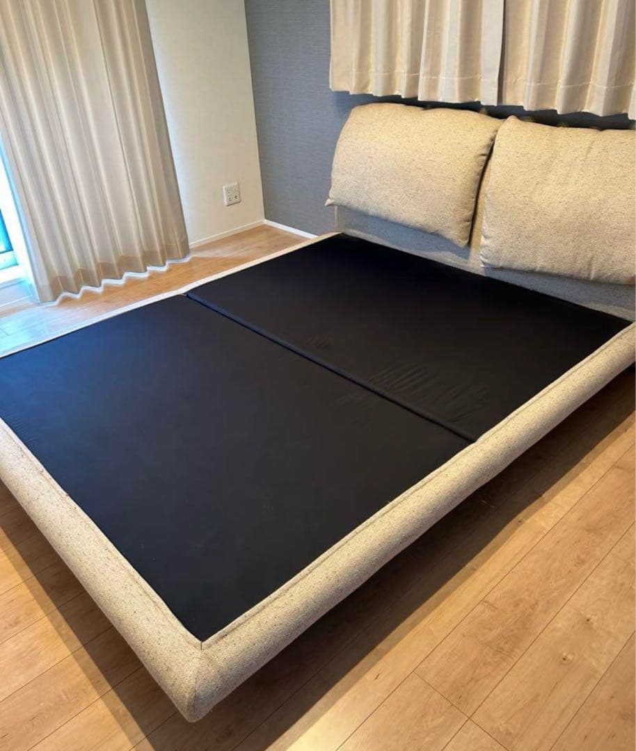 アクタス　Sosia ベッドフレーム