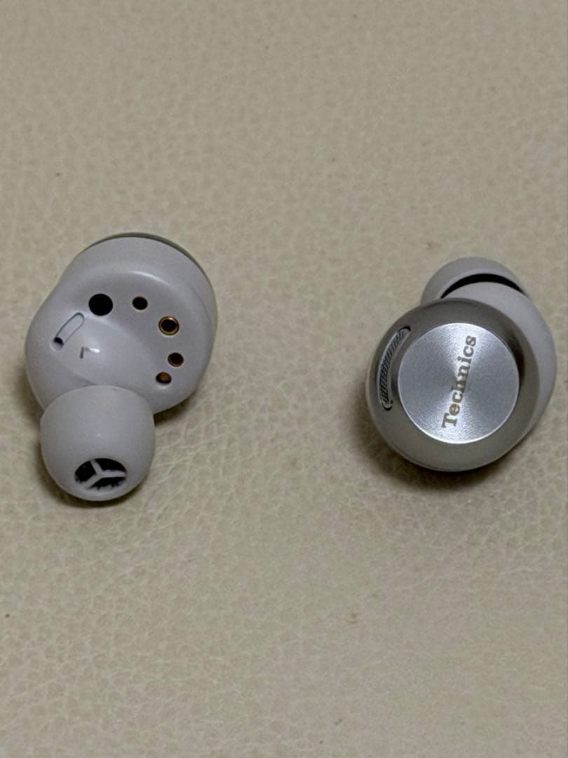 【使用頻度極少❗️】Technics ワイヤレスイヤホン EAH-AZ100