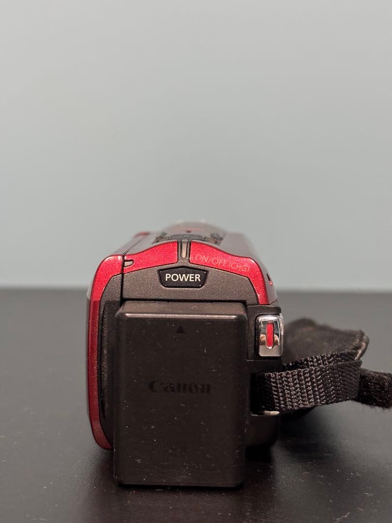 美品　Canon iVIS HF R32 レッド　元箱　付属品有り　キャノン
