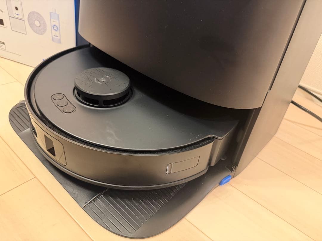 ECOVACS DEEBOT ロボット掃除機本体 Buddy Kit付き