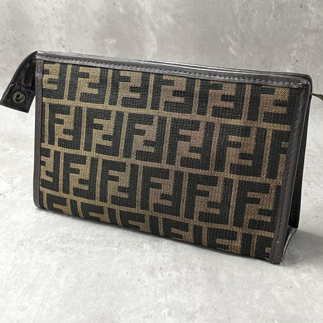 FENDI ポーチ　ズッカ　ナイロンキャンバス　ブラウン セカンドバッグ　レザー