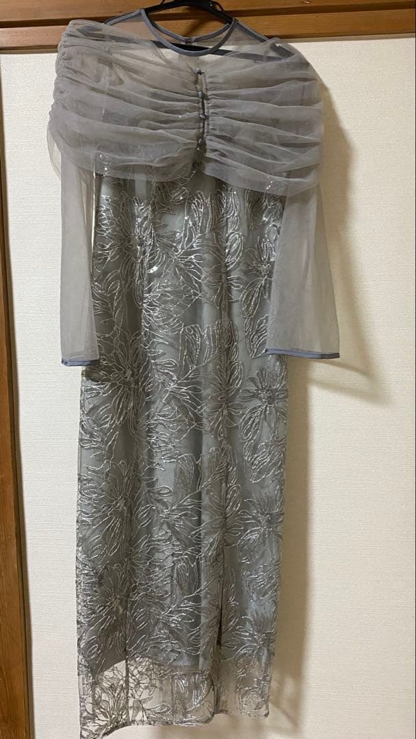 LEJA チュールオフショルダー花柄|ラインドレスワンピース 2点セット