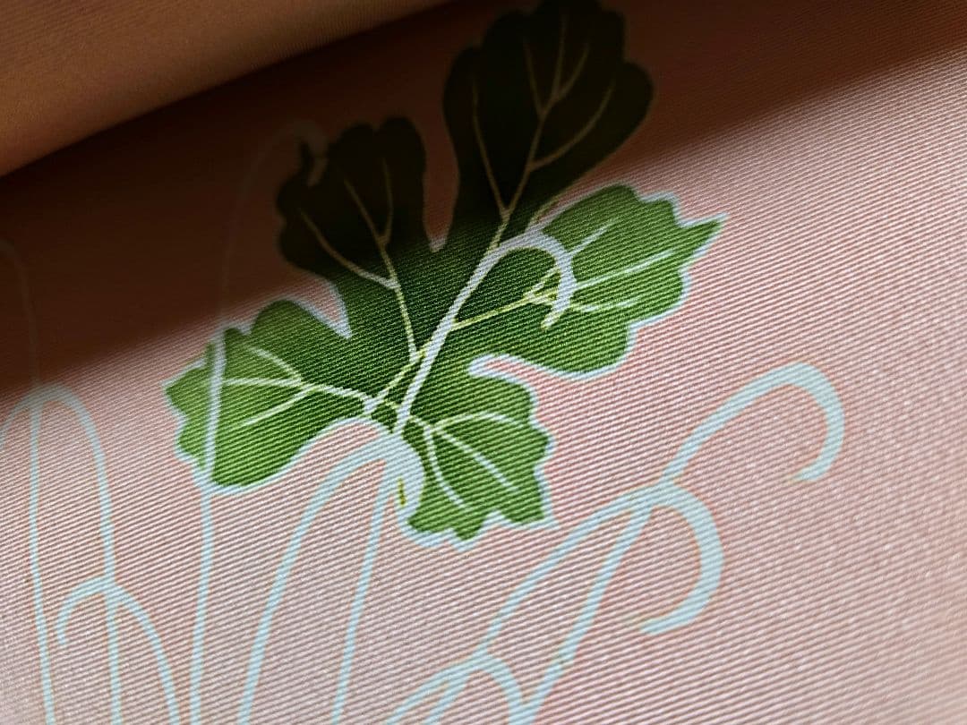 丹後ちりめん 着尺 付け下げ上品な桃色 金彩有 糸菊 京友禅