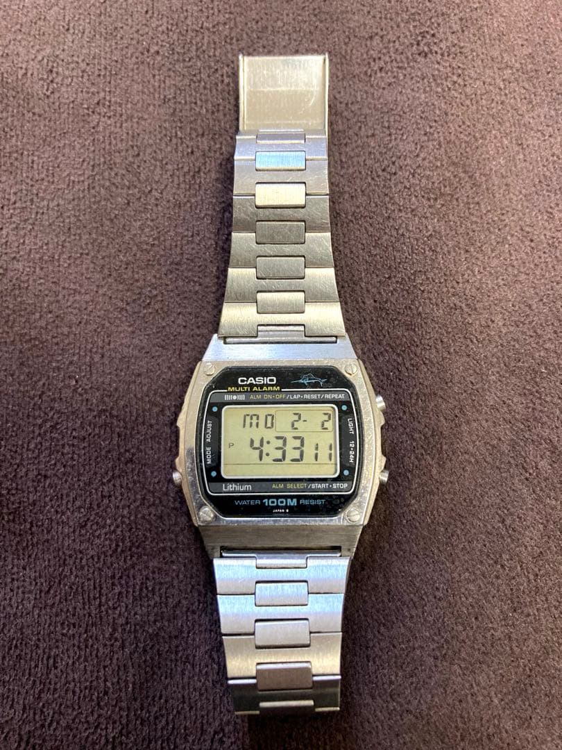 CASIO W-650 カジキ 防水100M 日本製 1980年代