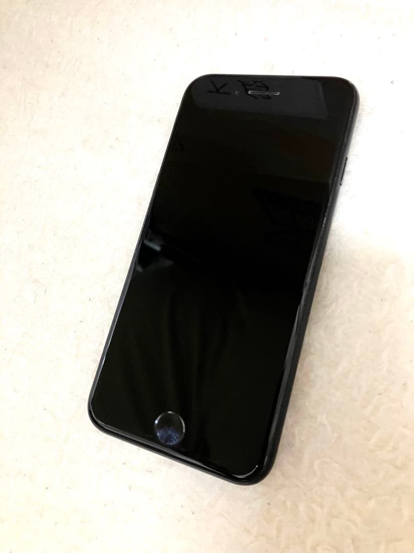 【第2世代】iPhoneSE 64GB ブラック MHGP3J/A SIMフリー