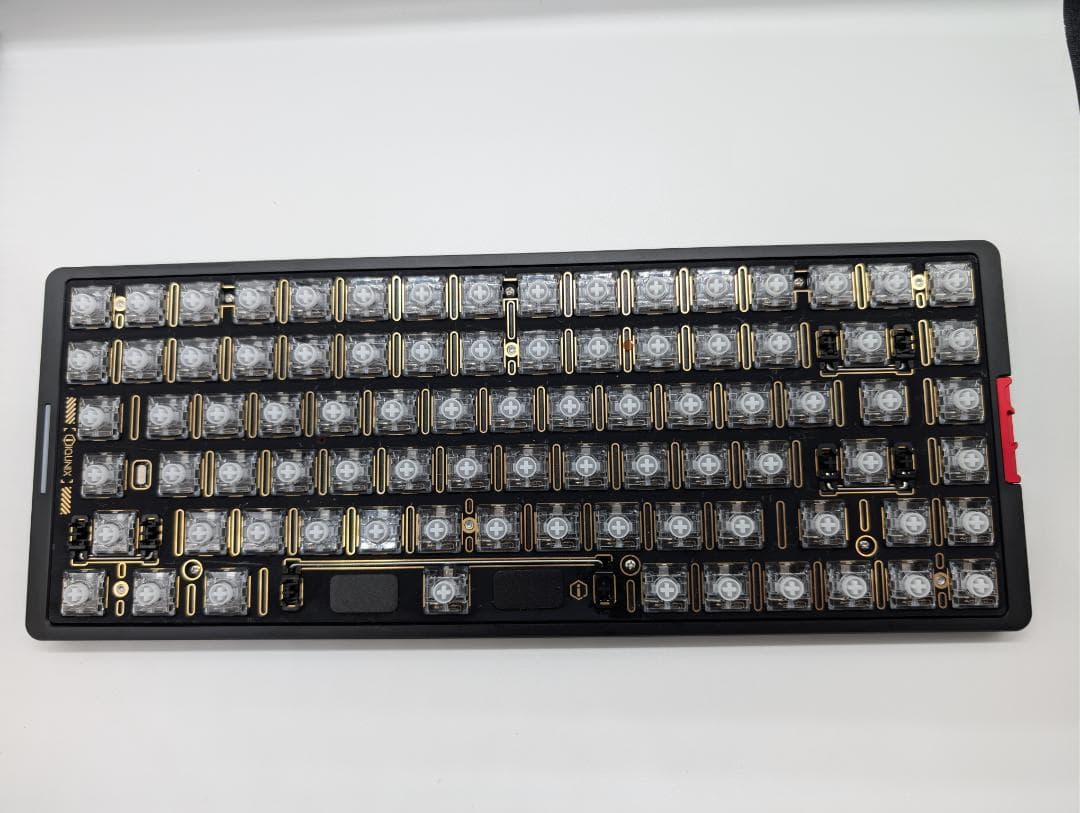 IQUNIX MQ80 ロープロファイル キーボード