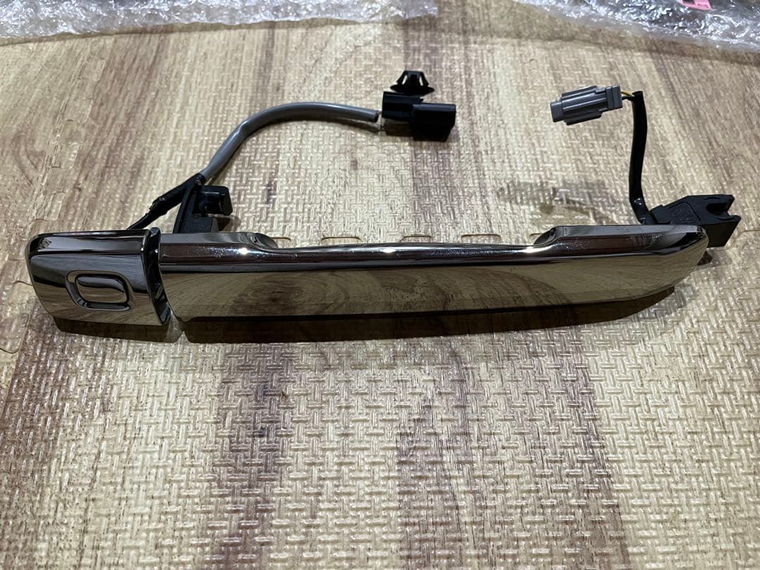 y*y様 セレナc27ニスモ　純正クロームメッキドアハンドル1台分セット