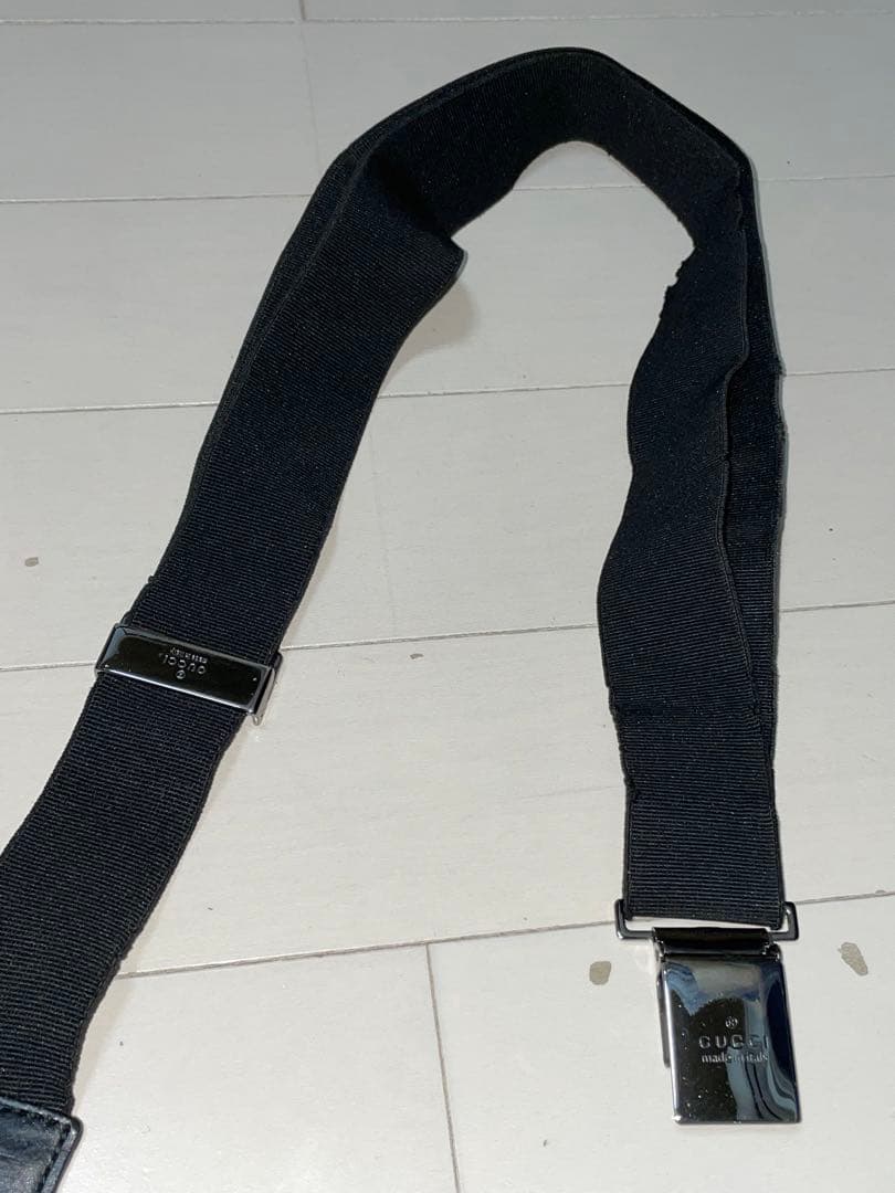 GUCCI グッチ　サスペンダー