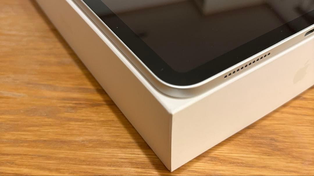 極美品 iPad 第10世代 64GB Wi-Fiモデル シルバー