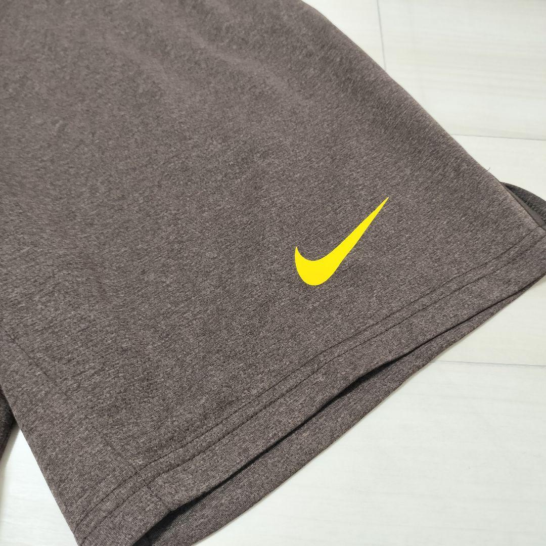 新品タグ付☆NIKE　サンディエゴ・パドレス　ショーツ　ブラウン　ハーフパンツ