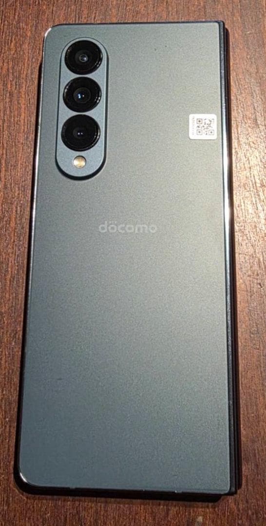 docomo Galaxy Z Fold 4 本体