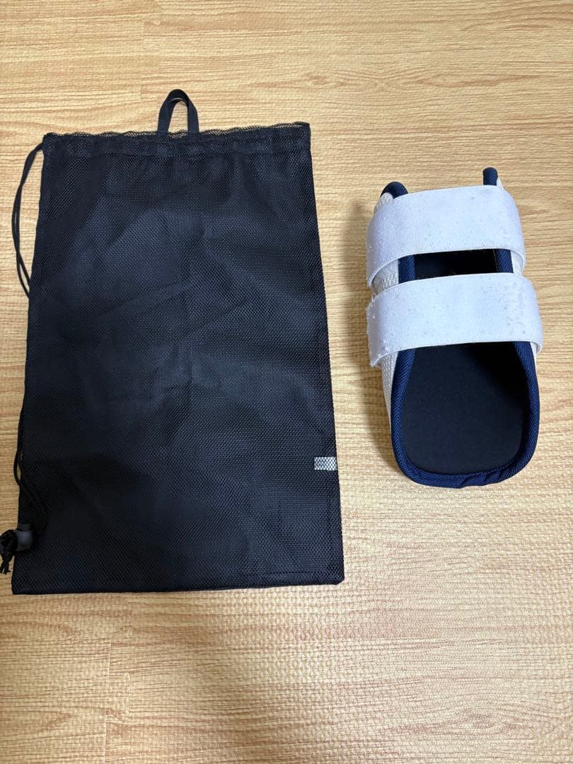 値下不可ミズノプロ限定エルボーガード村上宗隆モデル　ホワイト×ネイビー