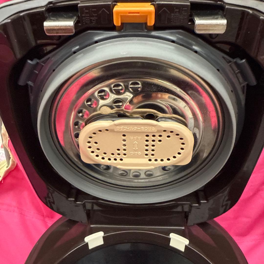 極美品！象印 炊飯器3合圧力IH式極め炊き黒まる厚釜 保温ブラウンNP-RM05