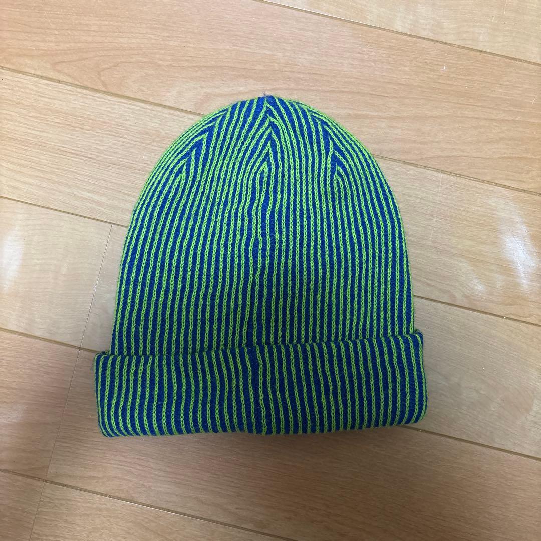 BoTT 緑と青のストライプニット帽