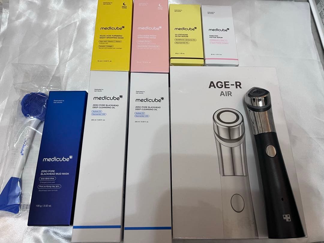 【らいら】メディキューブ　まとめ売り(美顔器2種付き)