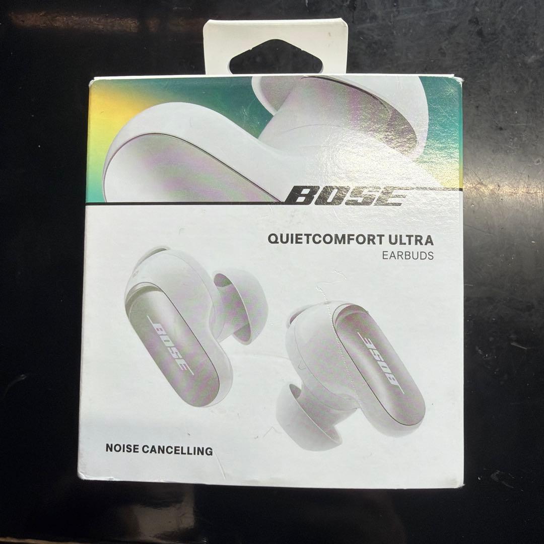 Bose QuietComfort Ultra earbuds 充電ケース付