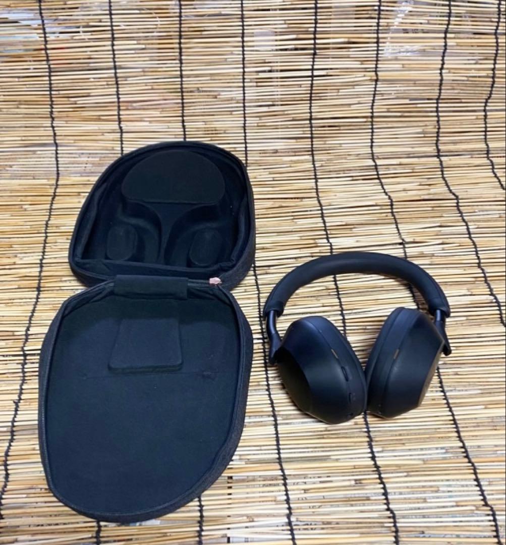 Sony ノイキャンヘッドホン　WH-1000XM5 美品
