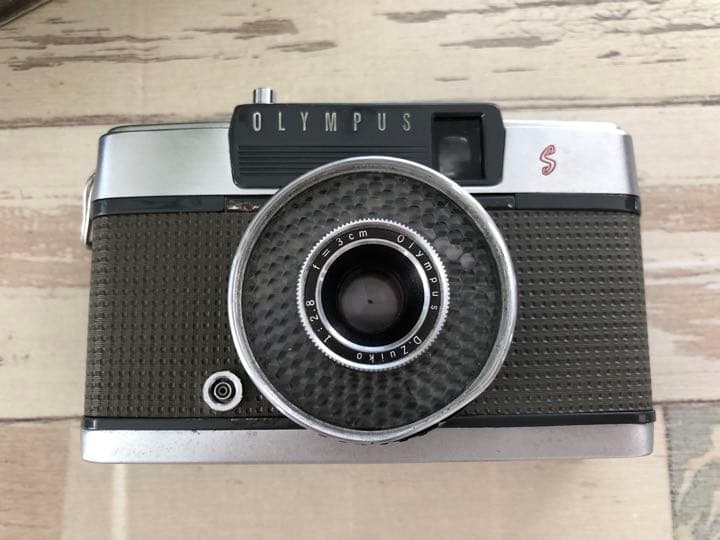 フィルムカメラ OLYMPUS PEN EE S D.ZUIKO 3cm F2.8
