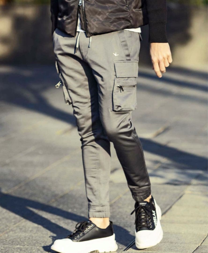 1PIU1UGUALE3 RELAXスリムシルエット カーゴパンツ グレー S