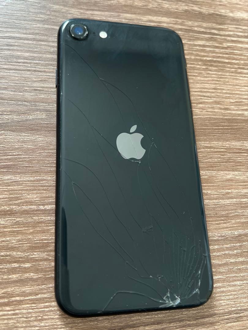 iPhone SE 本体Apple iPhone SE2 64GB