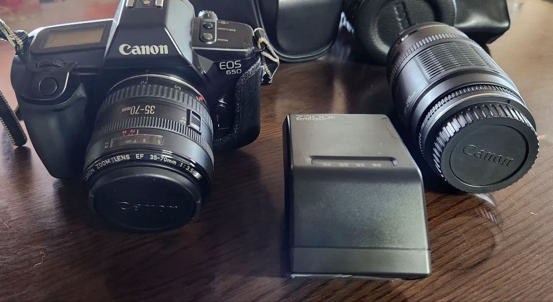 Canon EOS 650 カメラ・レンズ・フラッシュ3点セット