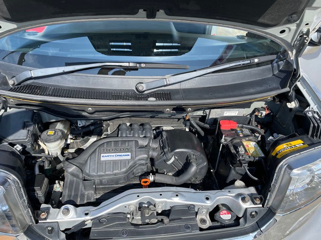 ホンダ N-BOX カスタム シルバー4WD 車検２年付　即納車　全てコミコミ‼️