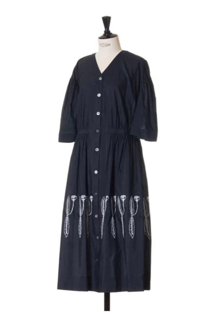 値下げ‼️　新品未使用品ミナペルホネン　シャツワンピース　40 ネイビー