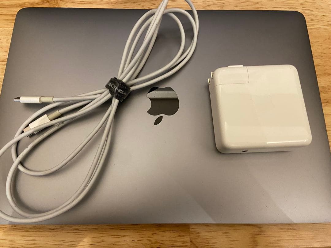 MacBook Pro（Touch Bar搭載）