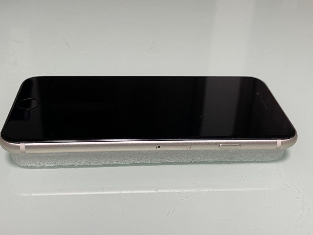 iPhone SE 第3世代 64gb スターライト バッテリー100%