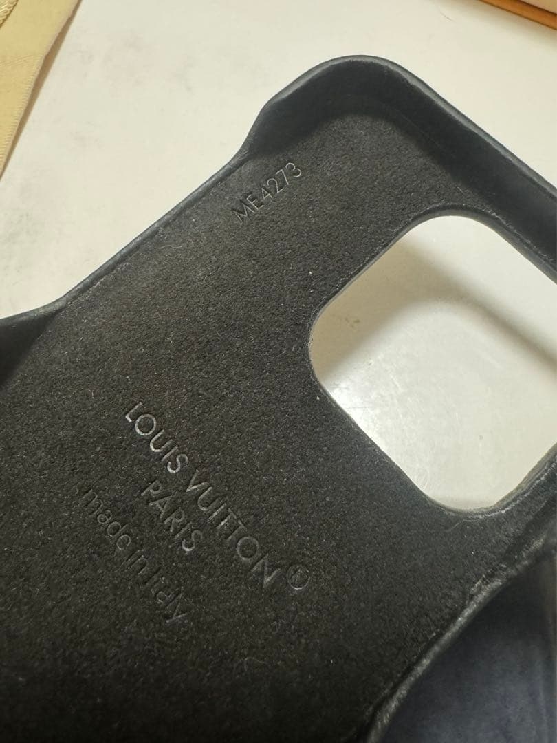 ルイヴィトン　iPhone バンパー 14pro 15pro スマホケース