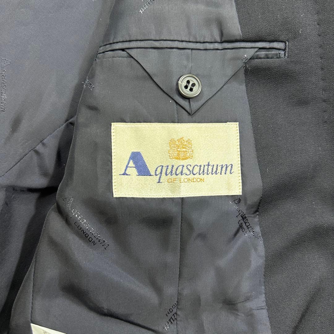 【アクアスキュータム】ダブル テーラードジャケット 紺ブレ 金ボタン 11