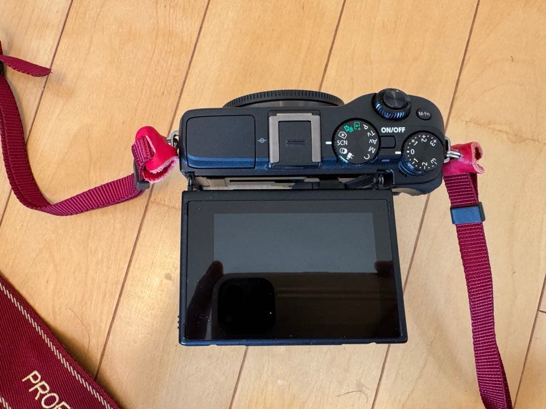 EOS M3 ダブルレンズキット+電子ビューファインダー他